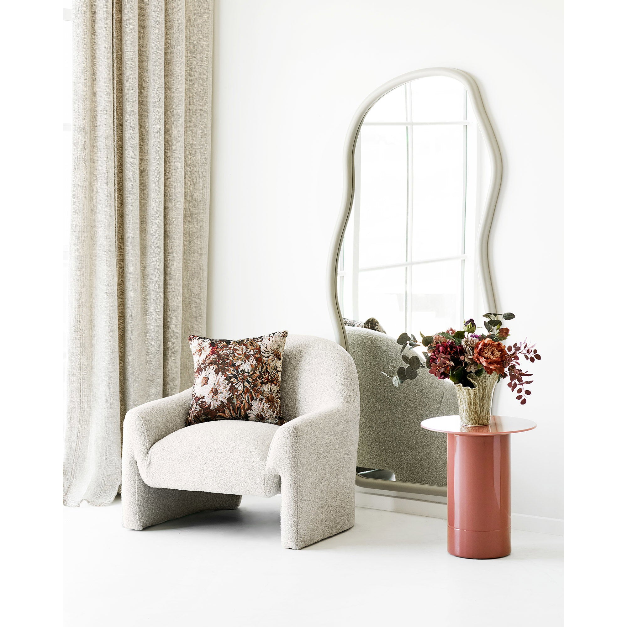 Florens Side Table - Warm Rose