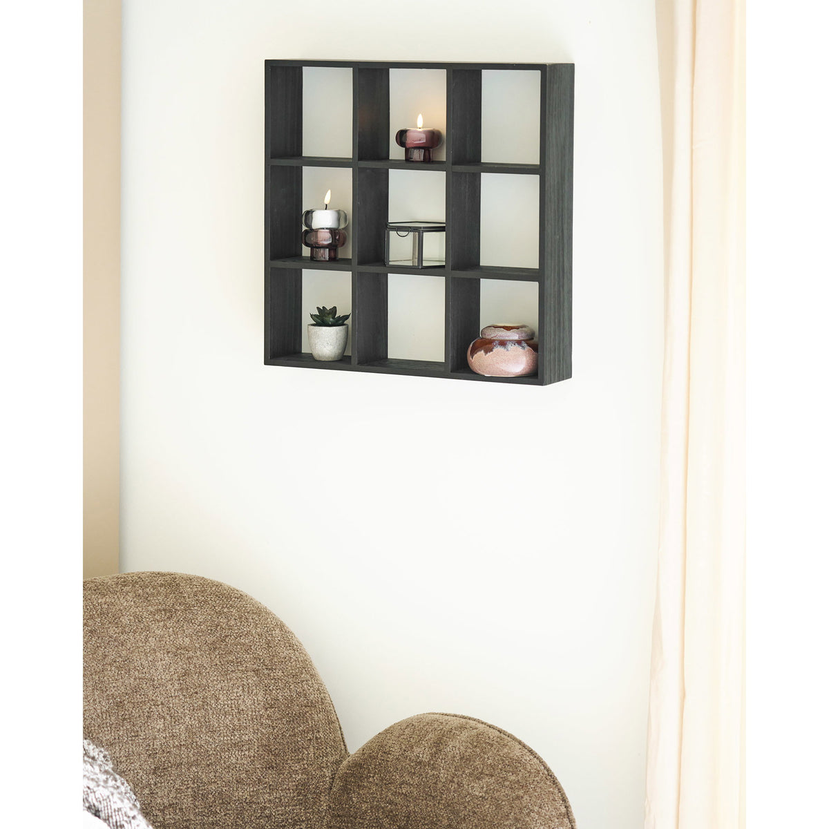 Moss Wall Shelf - Black